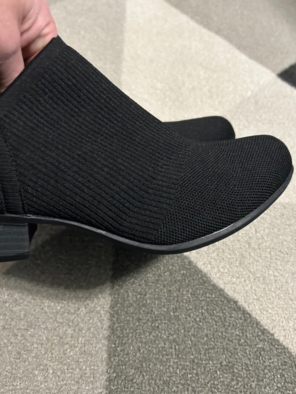 NWT Daisy Fuentes Black Stretch Knit Ankle Booties Low Block Heel Women's 9 - Picture 4 of 14